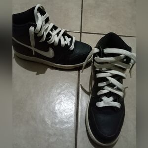 Boys Nike 1 Youth Black/white